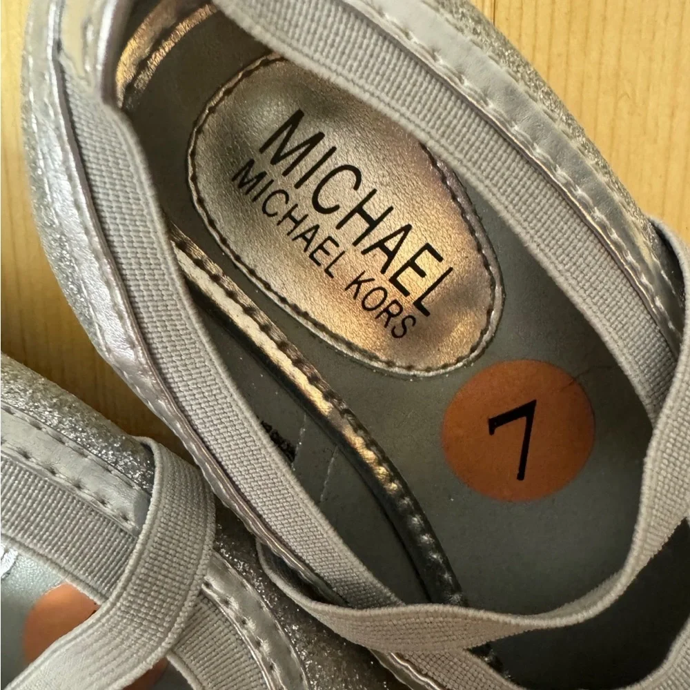 Michael Kors Kids Silver Ballet Flats. Great Condition. Infant Size 7.